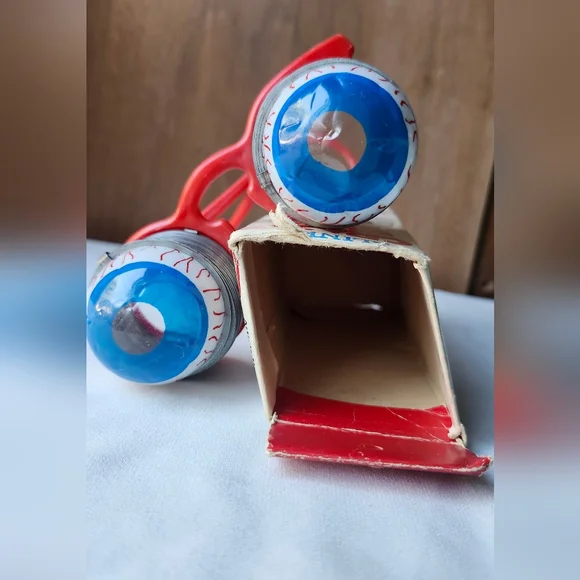 Vintage Childrens SLINKY Crazy Eyes With Box - Picture 3 of 14